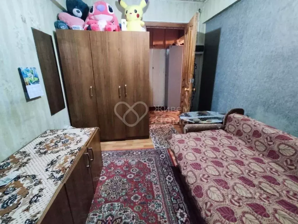 3-к кв. Волгоградская область, Волгоград Жилгородок мкр, ул. Савкина, ... - Фото 0