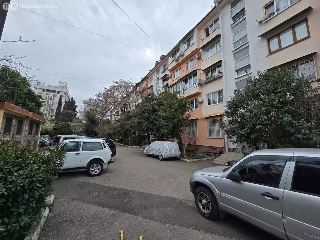 2-комнатная квартира: Сочи, микрорайон Центральный, улица Роз, 14 (52 ... - Фото 2