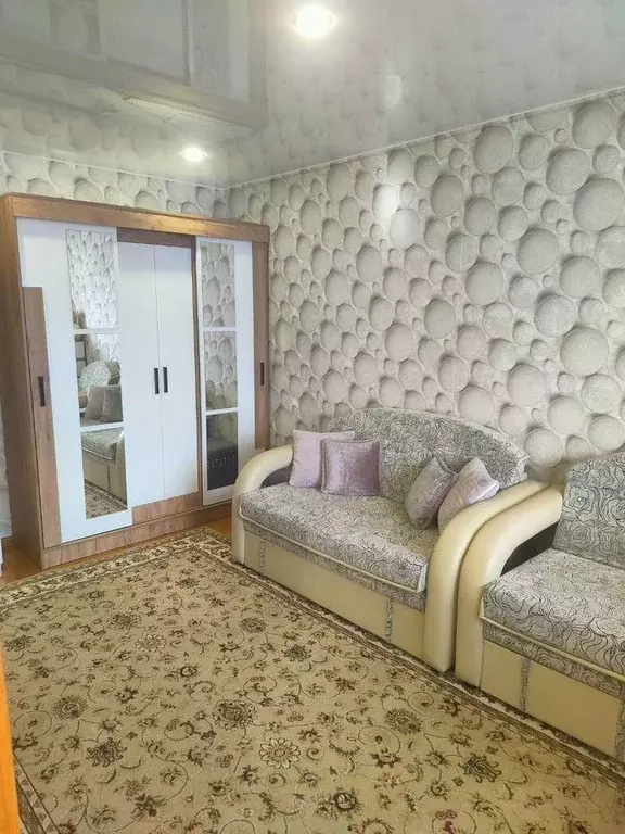 Квартира, 3 комнаты, 60 м - Фото 1