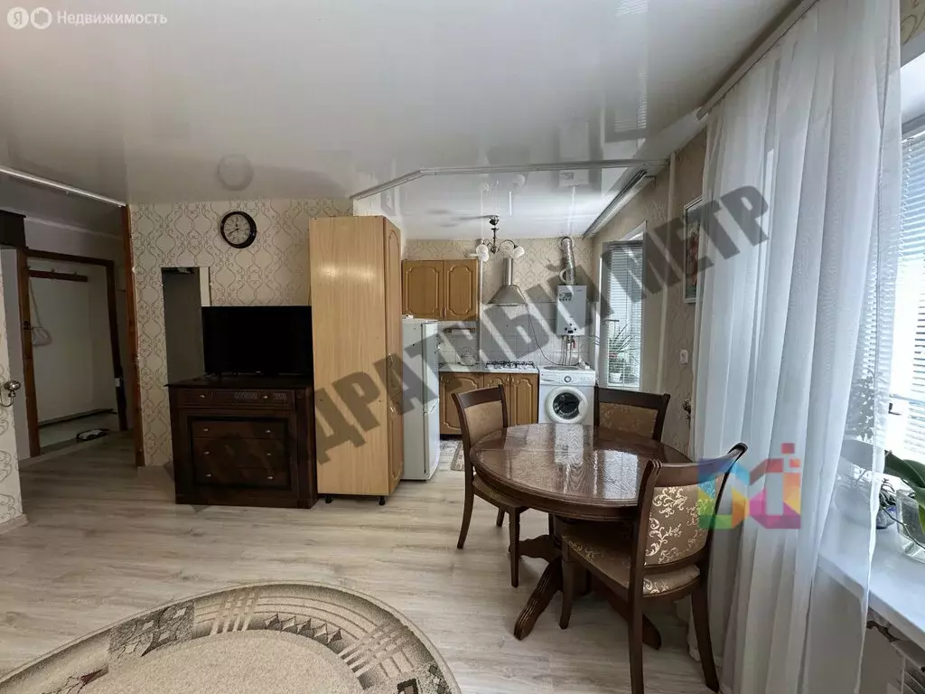 Квартира-студия: Элиста, улица Б. Городовикова, 3 (32.4 м) - Фото 1