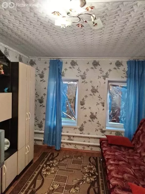 Дом в Наримановский район, село Разночиновка (53.3 м) - Фото 1