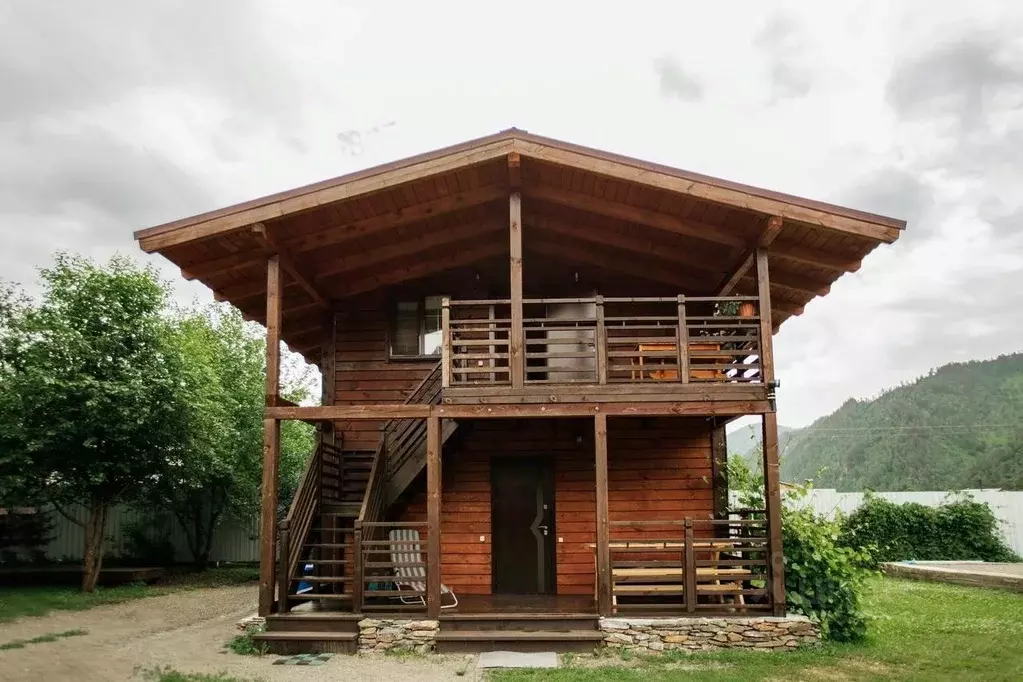 2-к кв. Алтай, Чемальский район, с. Чепош Лесной пер., 14 (65.0 м) - Фото 1