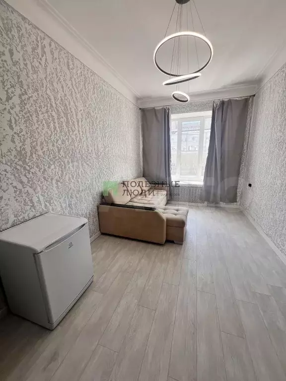 Комната 15 м в 8-к., 4/4 эт. - Фото 0