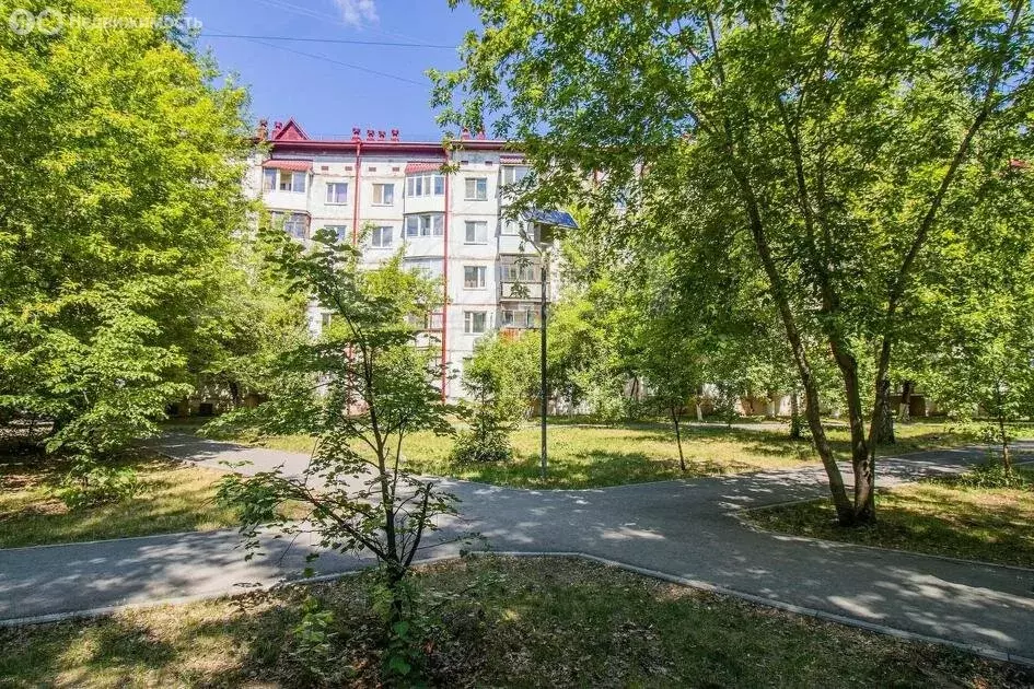 3-комнатная квартира: Тюмень, Ткацкий проезд, 12 (58.7 м) - Фото 1