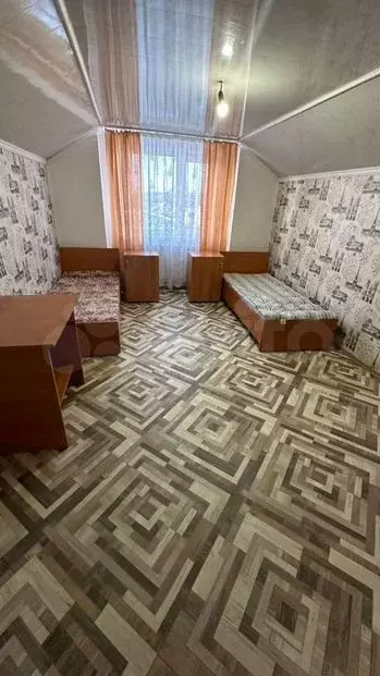 Комната 16 м в 3-к., 2/3 эт. - Фото 0