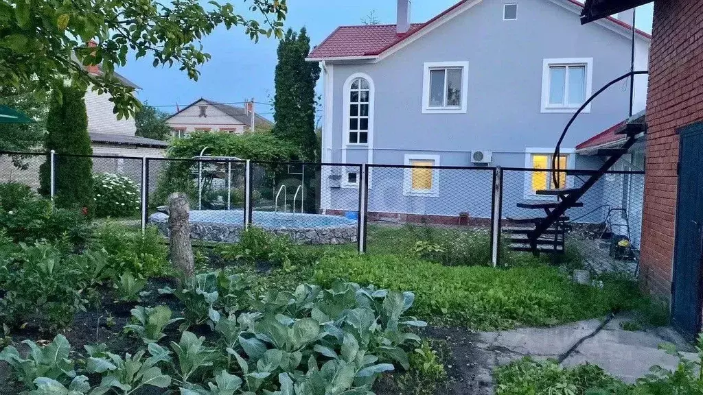 Дом в Белгородская область, Белгород Болховец кв-л, пер. 1-й ... - Фото 1