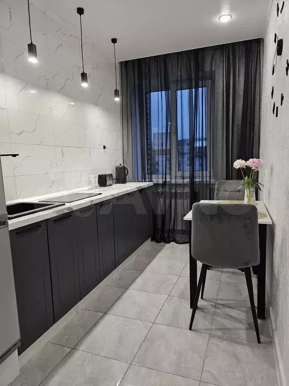 1-к. квартира, 39 м, 9/9 эт. - Фото 0