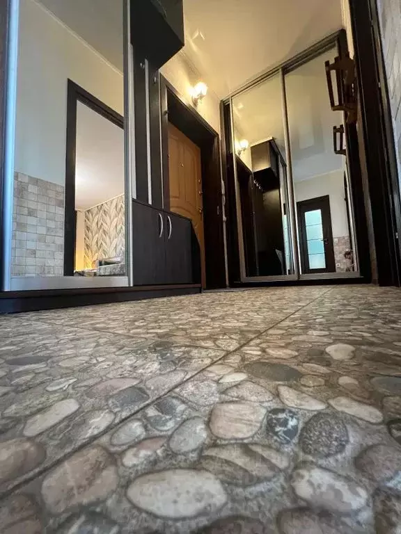 1-к кв. Омская область, Омск Транссибирская ул., 6к1 (40.0 м) - Фото 1