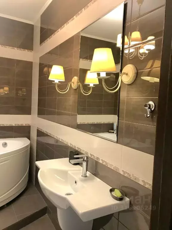 2-к кв. Санкт-Петербург Пулковское ш., 20к3 (65.0 м) - Фото 0
