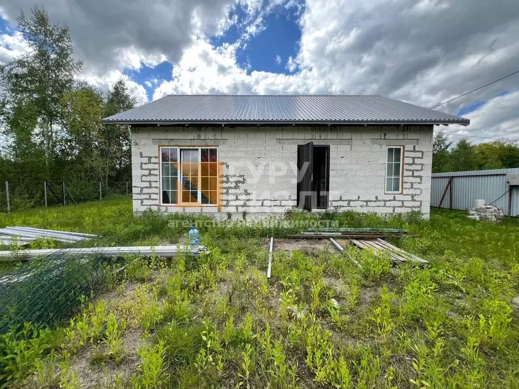 Дом в Калининградская область, Гвардейский муниципальный округ, пос. ... - Фото 1