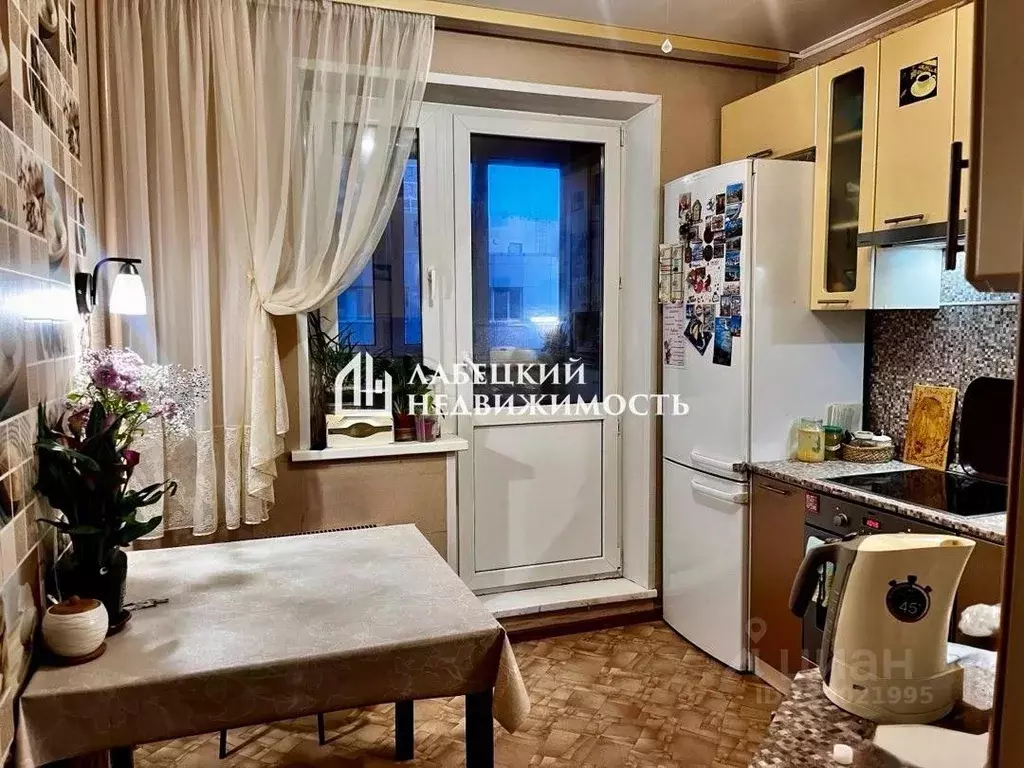 2-к кв. Московская область, Красногорск городской округ, Нахабино пгт ... - Фото 1