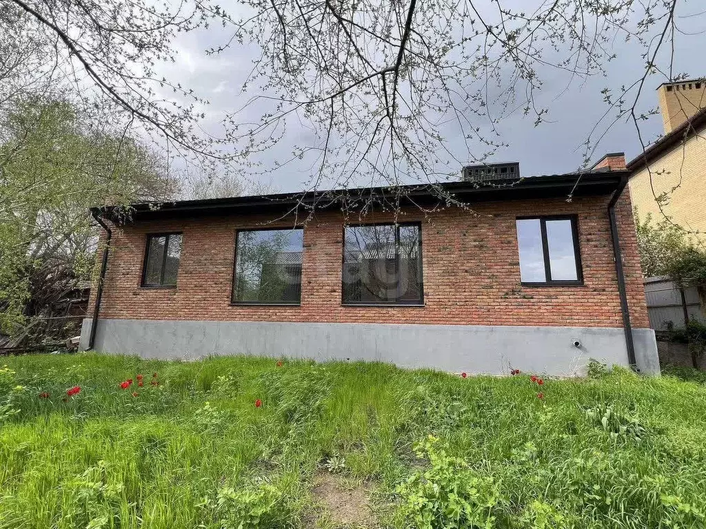 Дом в Ростовская область, Ростов-на-Дону Лавровая ул. (165 м) - Фото 1