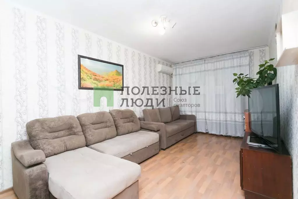 2-к. квартира, 63,1 м, 1/9 эт. - Фото 1