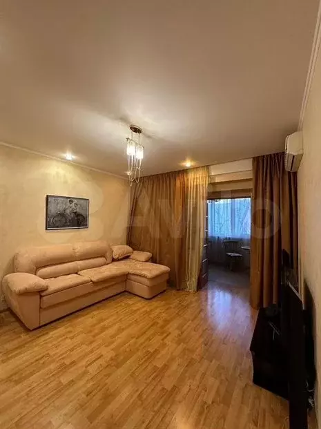 2-к. квартира, 70 м, 2/10 эт. - Фото 0