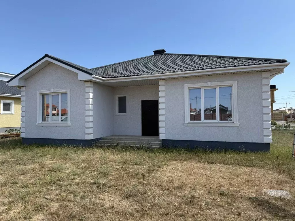 Дом в Крым, Сакский район, с. Уютное  (133 м) - Фото 1