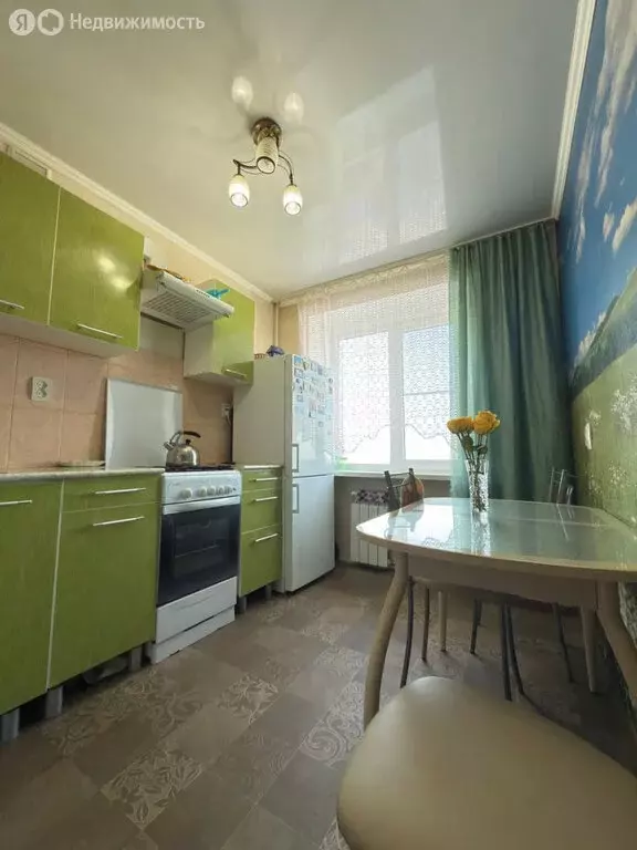 2-комнатная квартира: Новокубанск, улица Нева, 32 (48.9 м) - Фото 1