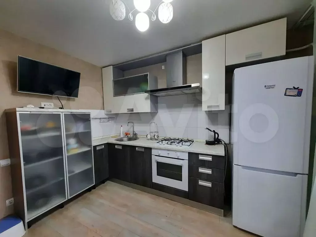 2-к. квартира, 65 м, 9/10 эт. - Фото 0