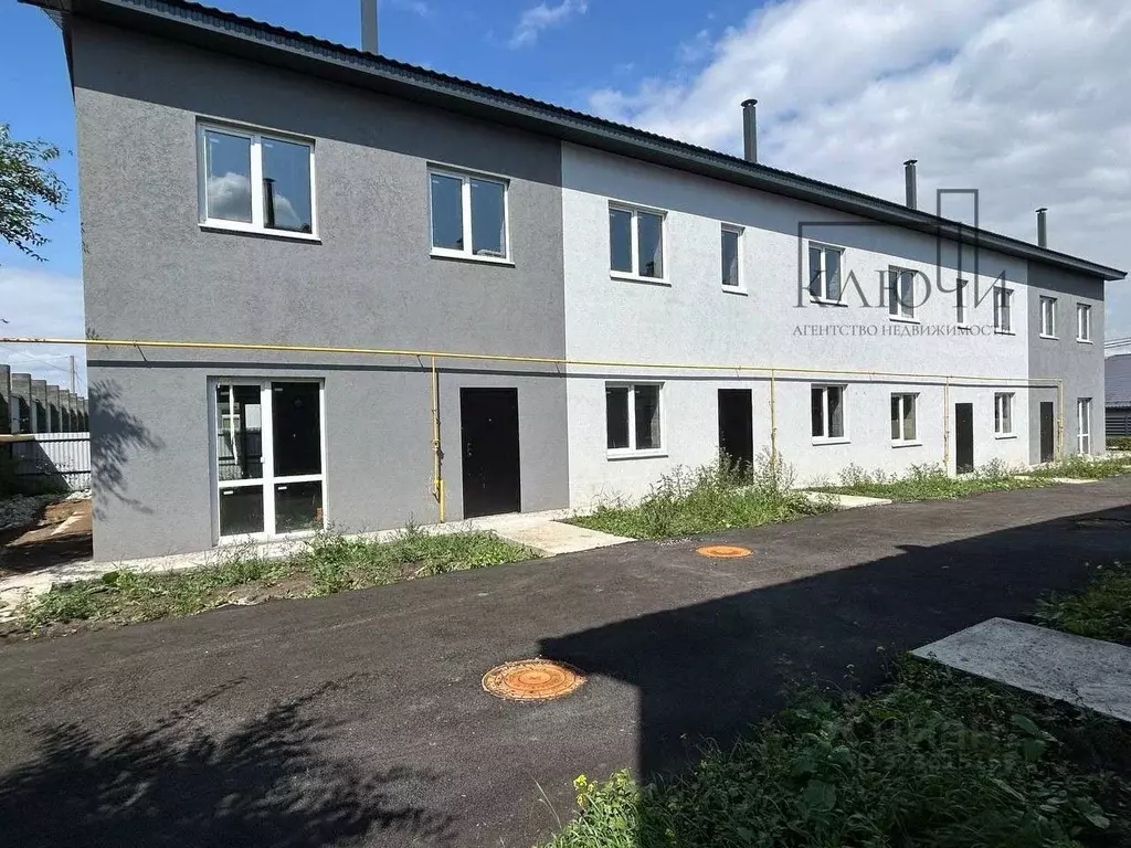 Таунхаус в Челябинская область, Магнитогорск ул. Новая, 5 (90 м) - Фото 1
