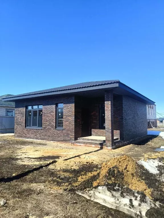 Дом в Тамбовская область, Тамбовский муниципальный округ, с. Стрельцы ... - Фото 2