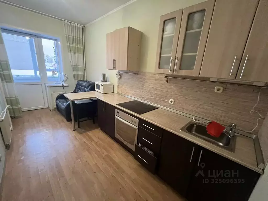 1-к кв. Кемеровская область, Кемерово просп. Шахтеров, 72 (38.0 м) - Фото 2