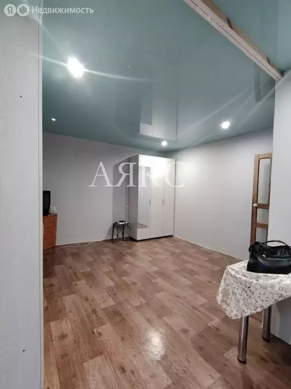 1к в -комнатной квартире (21.9 м) - Фото 1