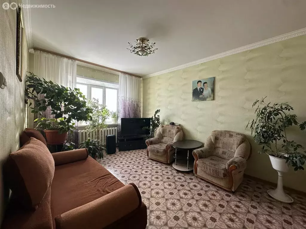 4-комнатная квартира: Нерюнгри, проспект Ленина, 6 (86.2 м) - Фото 1