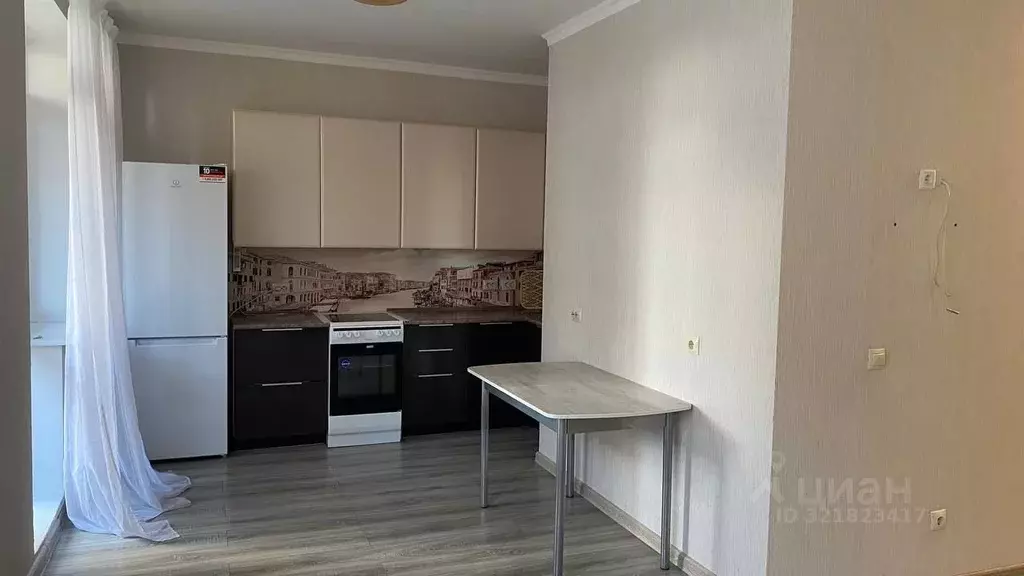 2-к кв. Тюменская область, Тюмень ул. Тимофея Чаркова, 79к3 (74.9 м) - Фото 2