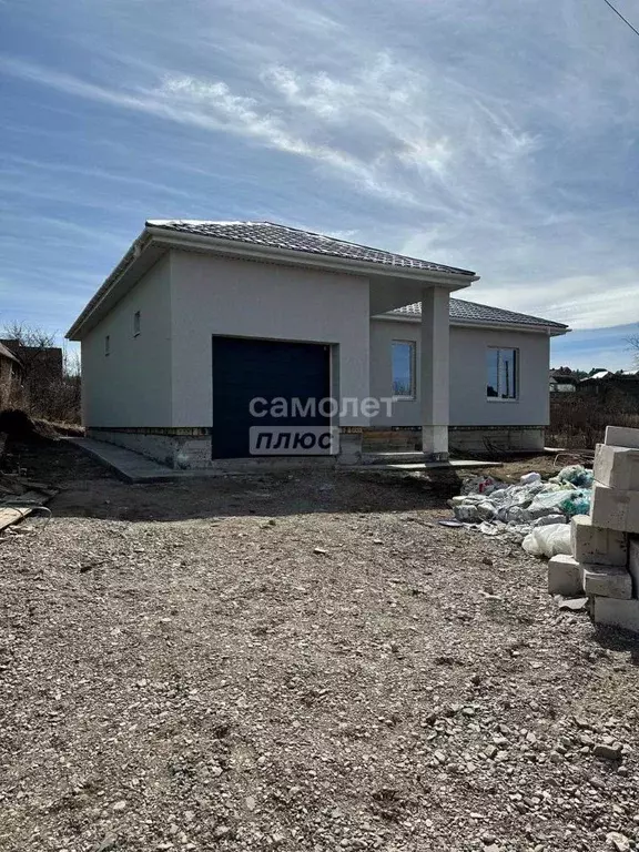 Дом в Башкортостан, Октябрьский пл. Имени Ленина (130 м) - Фото 1