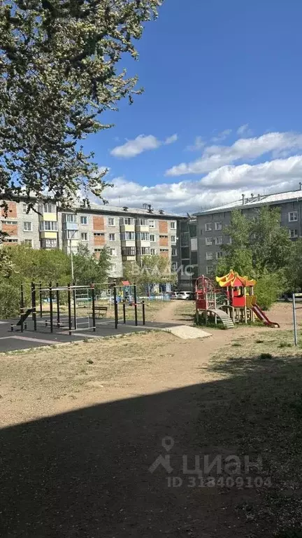 2-к кв. Бурятия, Улан-Удэ Восточный мкр, ул. Чкалова, 12 (50.0 м) - Фото 0