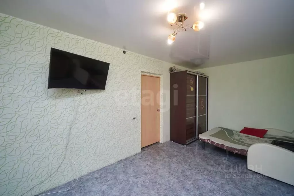 2-к кв. Кемеровская область, Кемерово ул. 1-я Линия, 8 (45.0 м) - Фото 1