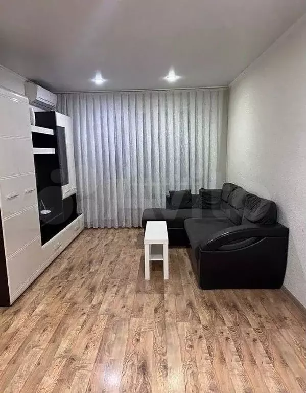2-к. квартира, 43 м, 5/5 эт. - Фото 0