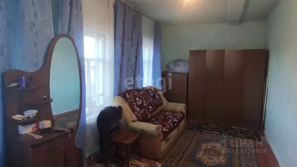 Дом в Хакасия, Усть-Абаканский район, Сапогов аал Островная ул. (50 м) - Фото 1