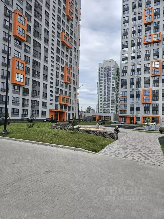 2-к кв. Тульская область, Тула Петровский квартал мкр, ул. Маршала ... - Фото 0