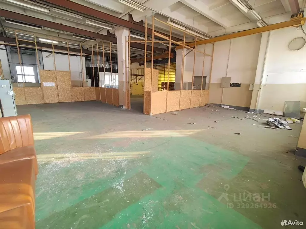 Помещение свободного назначения в Ленинградская область, Гатчина ул. ... - Фото 1