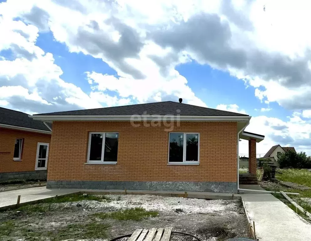 Дом в Белгородская область, Старый Оскол ул. Рубиновая (105 м) - Фото 0