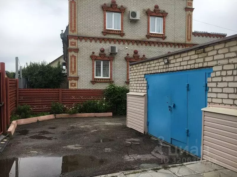 Дом в Саратовская область, Энгельс Рябиновый пер. (374 м) - Фото 2