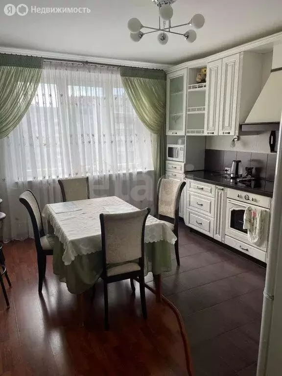 3-комнатная квартира: Тюмень, улица Пермякова, 71к3 (98 м) - Фото 0