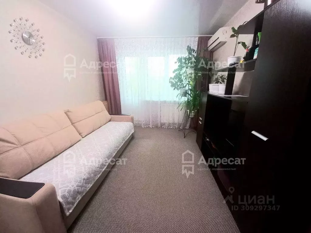 2-к кв. Волгоградская область, Волгоград Брестская ул., 9 (44.1 м) - Фото 0