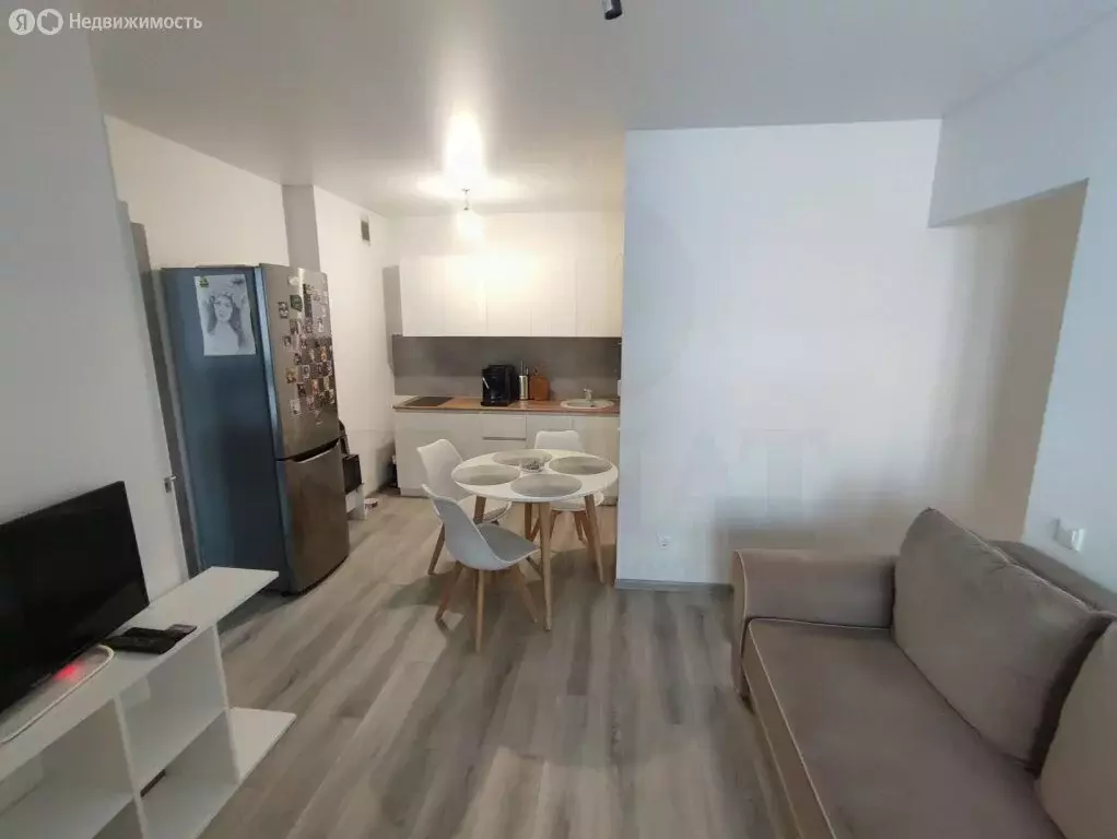 2-комнатная квартира: Екатеринбург, улица Академика Ландау, 16/2 (51 ... - Фото 1