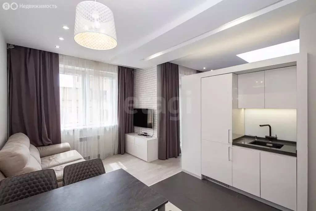 1-комнатная квартира: Новосибирск, улица Державина, 47 (40 м) - Фото 0
