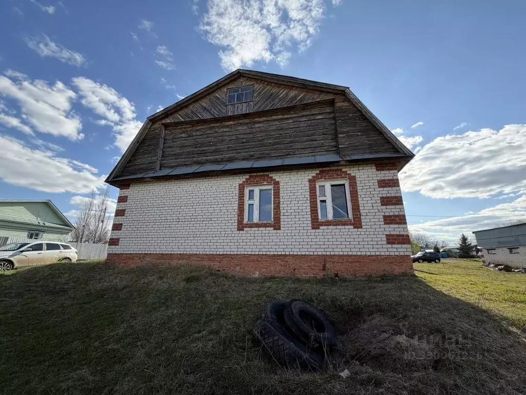 Дом в Татарстан, с. Тюлячи ул. Строителей (175 м) - Фото 2