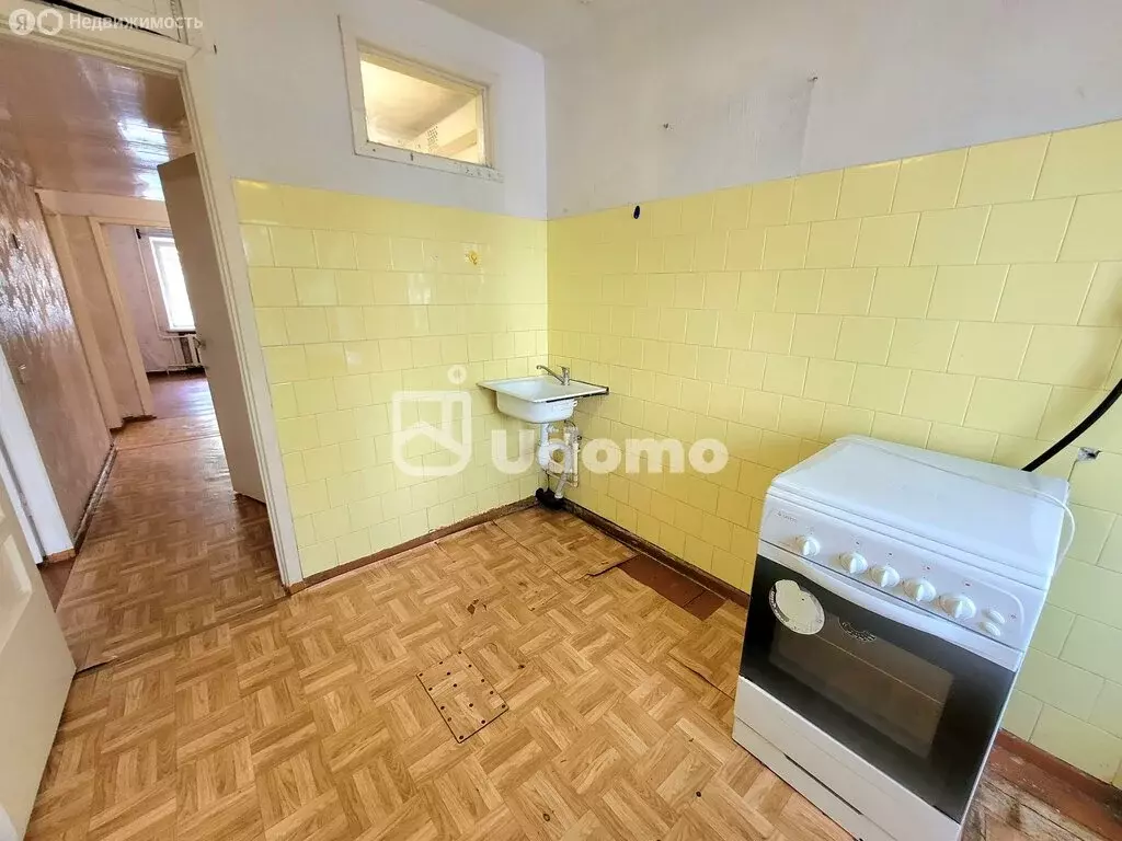3-комнатная квартира: Уфа, бульвар Ибрагимова, 21 (63.7 м) - Фото 1