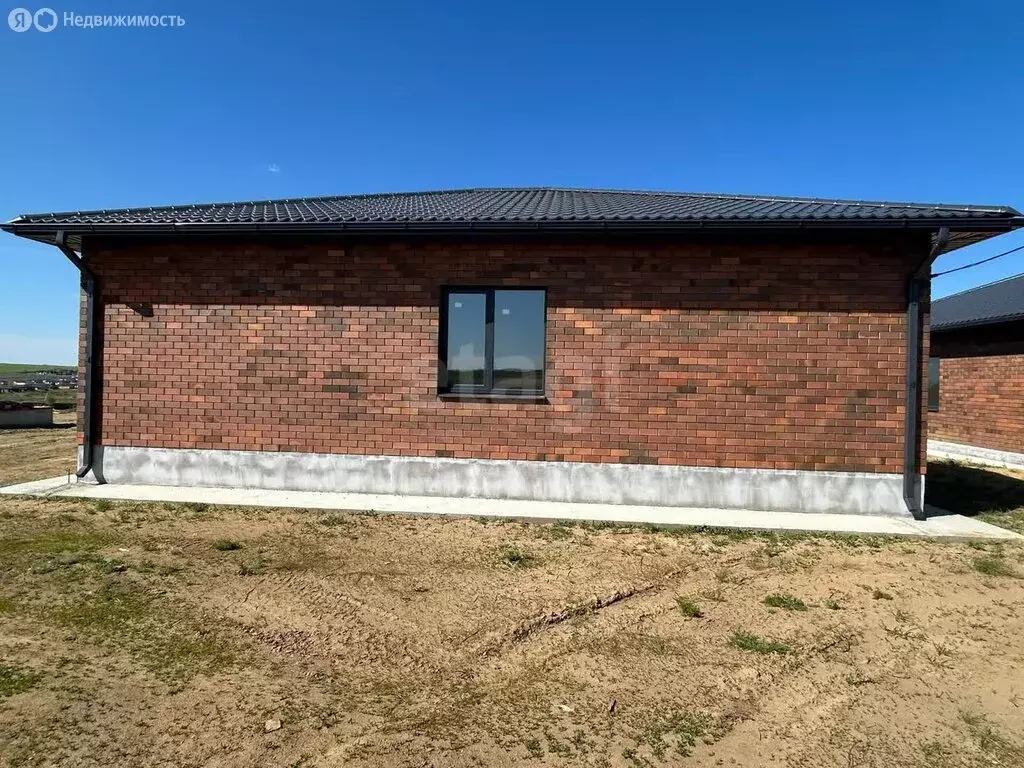 Дом в село Усть-Курдюм, Виноградная улица (120 м) - Фото 1