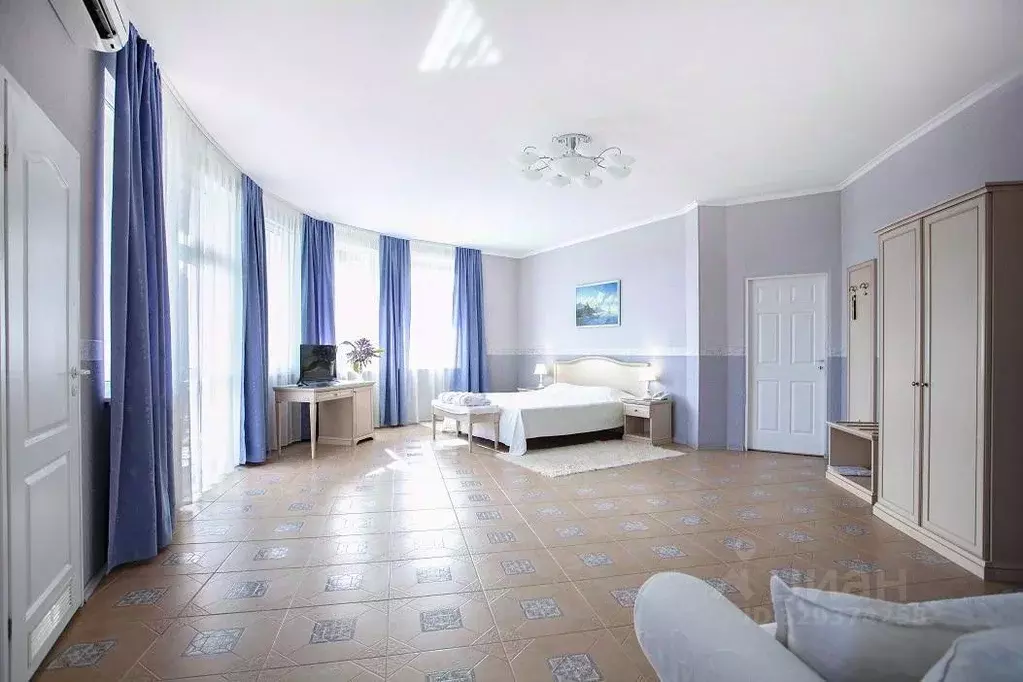 1-к кв. Крым, Ялта ул. Ломоносова, 11 (64.0 м) - Фото 1