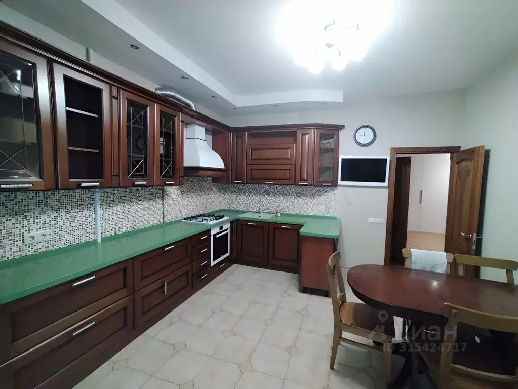 4-к кв. Башкортостан, Уфа ул. Аксакова, 54 (140.0 м) - Фото 0