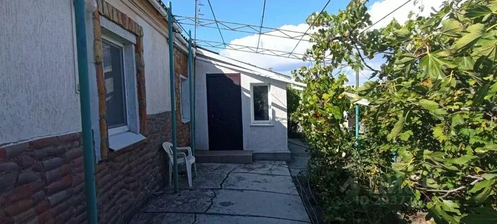 Дом в Крым, Феодосия ул. Стахановская, 22 (200 м) - Фото 2