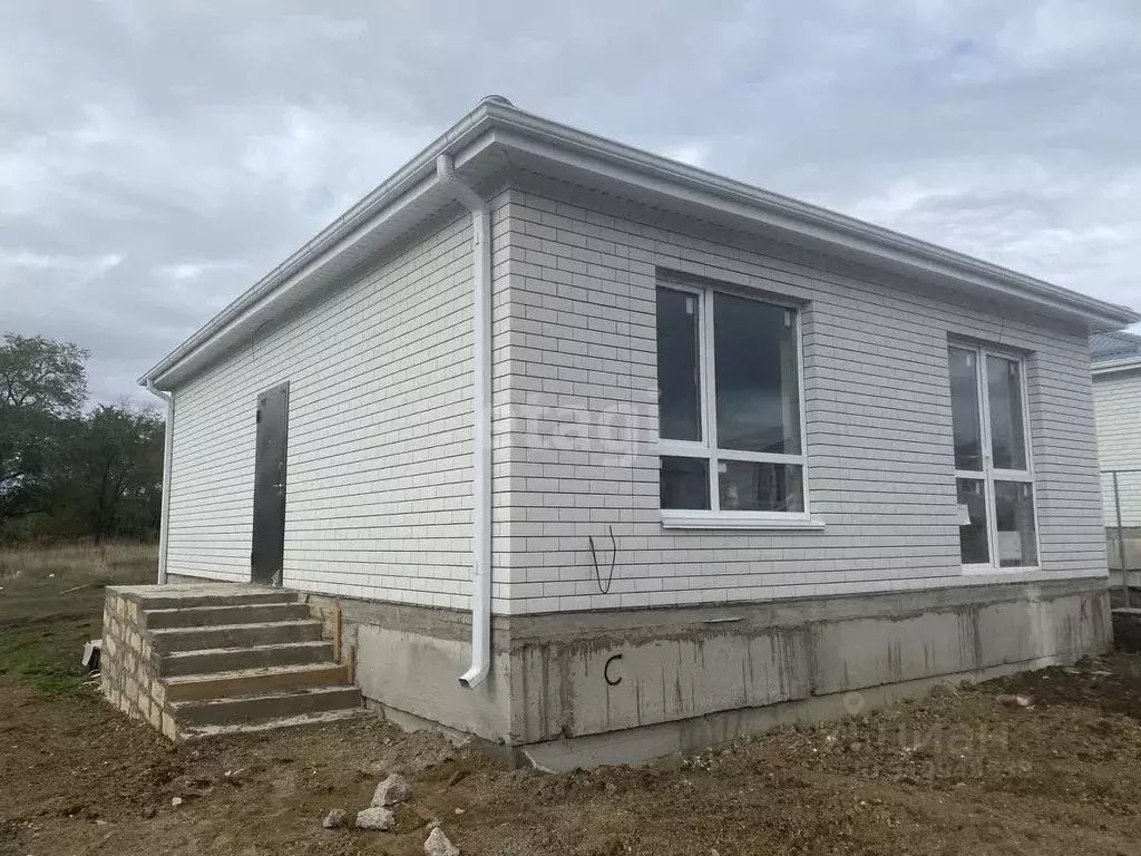 Дом в Ставропольский край, Шпаковский муниципальный округ, с. Надежда ... - Фото 1