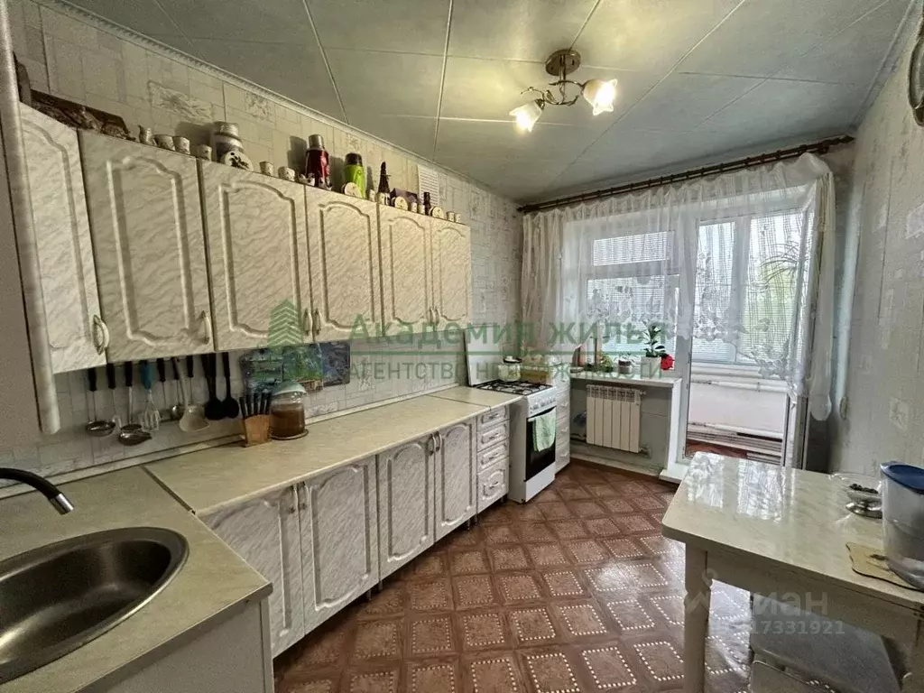2-к кв. Саратовская область, Татищево рп ул. Школьная, 16 (47.0 м) - Фото 0