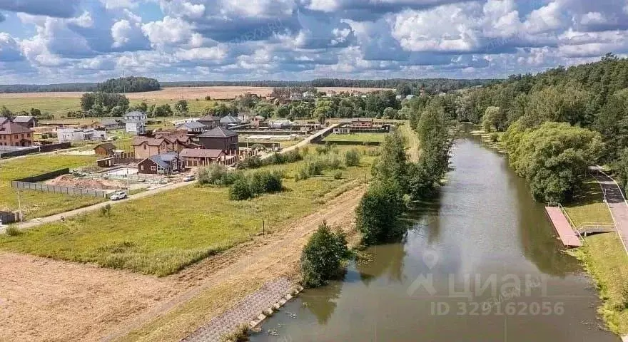 Участок в Московская область, Домодедово городской округ, д. ... - Фото 1