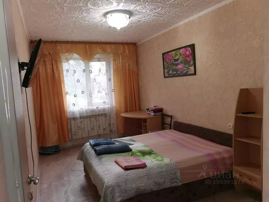 2-к кв. Новгородская область, Валдай ул. Труда, 29 (58.0 м) - Фото 0